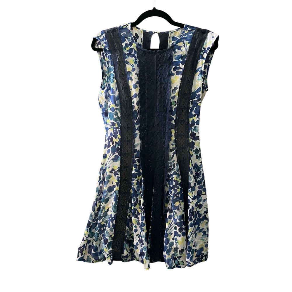 BCBGMaxAzria Jalena floral print lace detail silk sleeveless mini dress - Picture 3 of 13